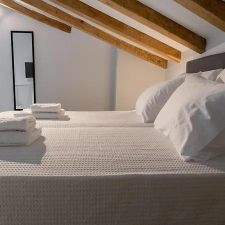 Olive & Sea Luxury スカラ・ソティロス