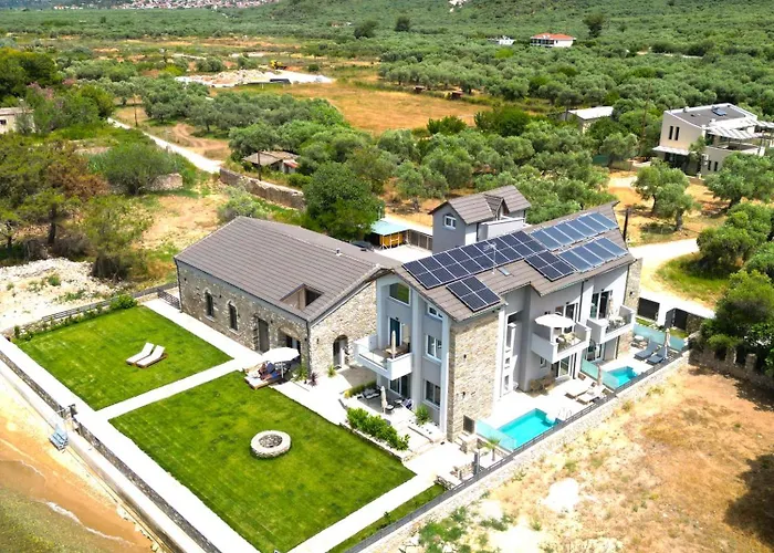 Olive & Sea Luxury アパートホテル スカラ・ソティロス