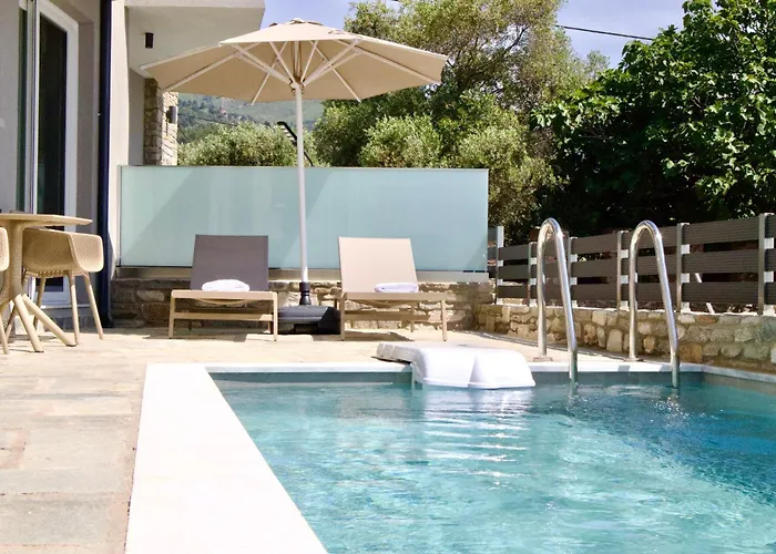 Olive & Sea Luxury スカラ・ソティロス