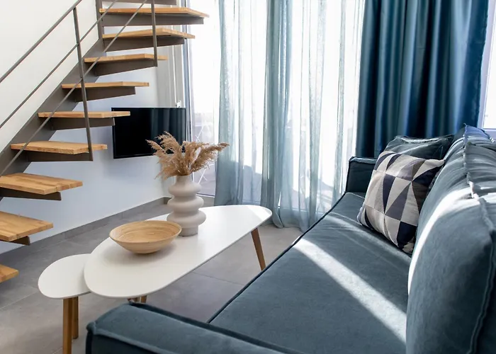 Olive & Sea Luxury スカラ・ソティロス