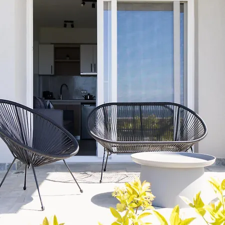 Olive & Sea Luxury *